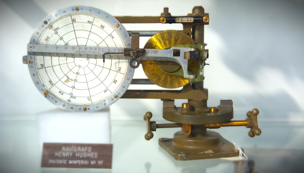 Sistema de navegación inercial&nbsp;(INS)